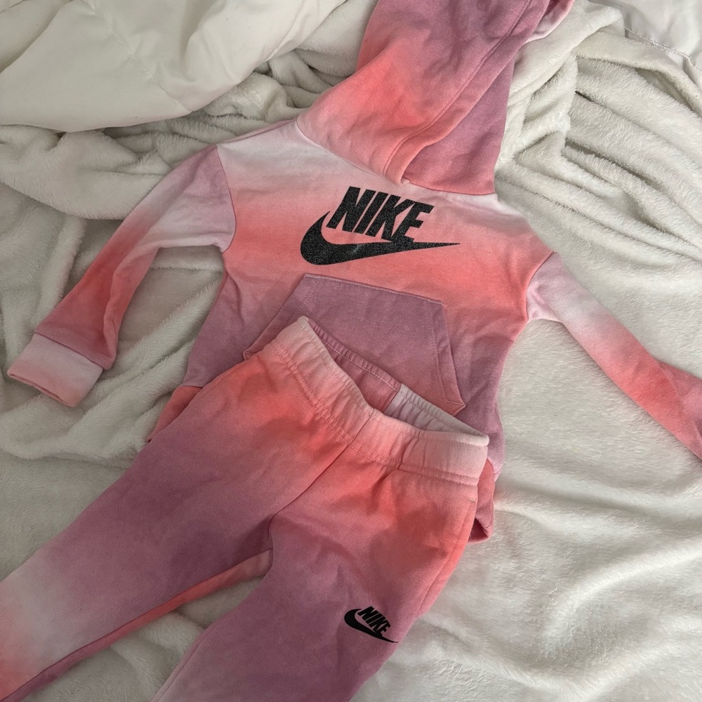 Nike Pink and White Kids Matching Set